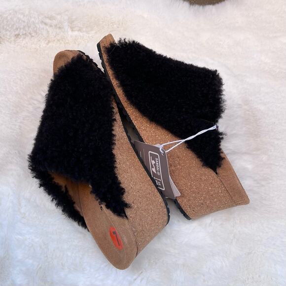 NEW Size 7 Papillio x Birkenstock Womens Namica Wedge Black Shearling Mule Shoe - Picture 6 of 10